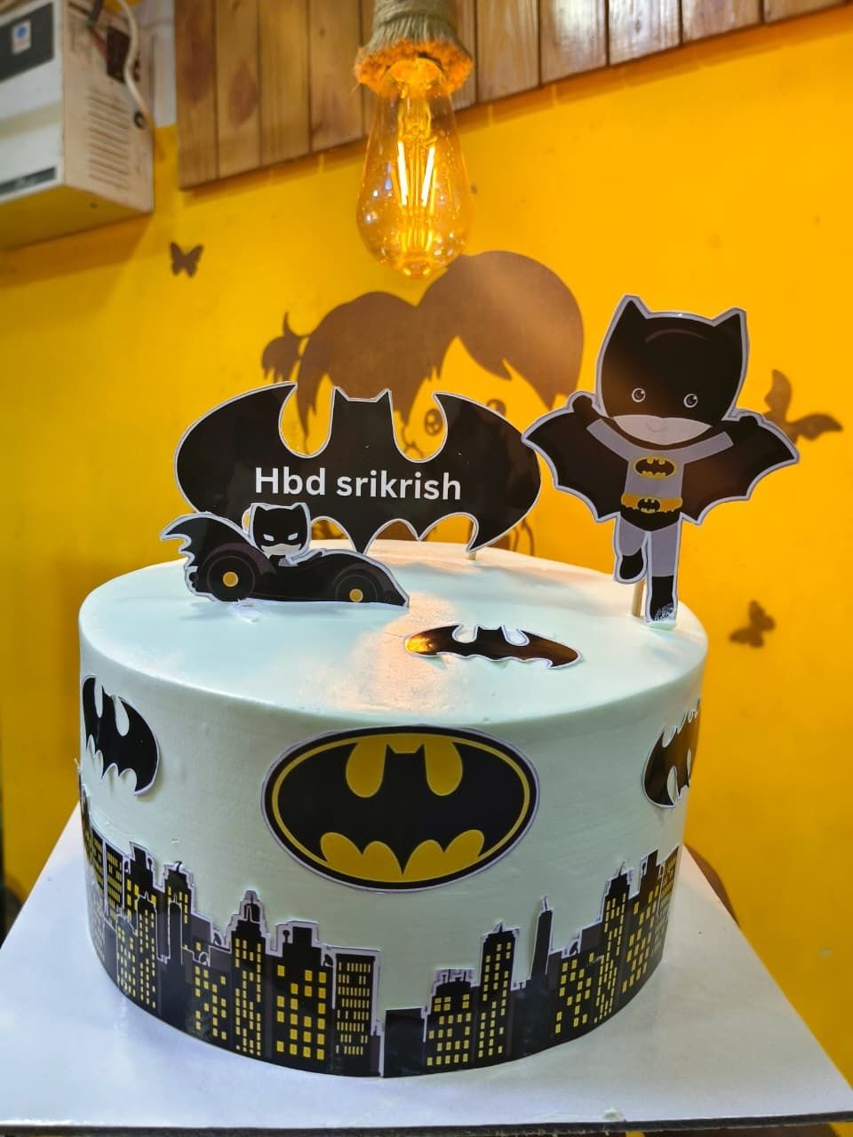 Batman Theme Cake 🦇🖤 | Superhero Birthday Cake